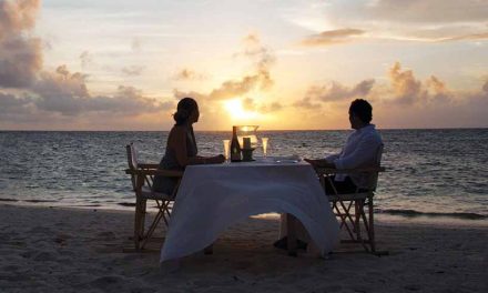 Οι τουρίστες υψηλών εισοδημάτων επιλέγουν την Ελλάδα για τις διακοπές τους