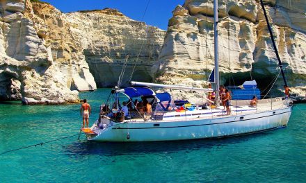 Στα 2,3 δισ. ευρώ η άμεση συμβολή του ναυτικού τουρισμού στο ΑΕΠ