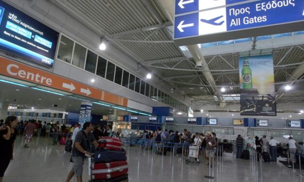 Ελληνικός τουρισμός: Τι δείχνουν τα στοιχεία της ΥΠΑ