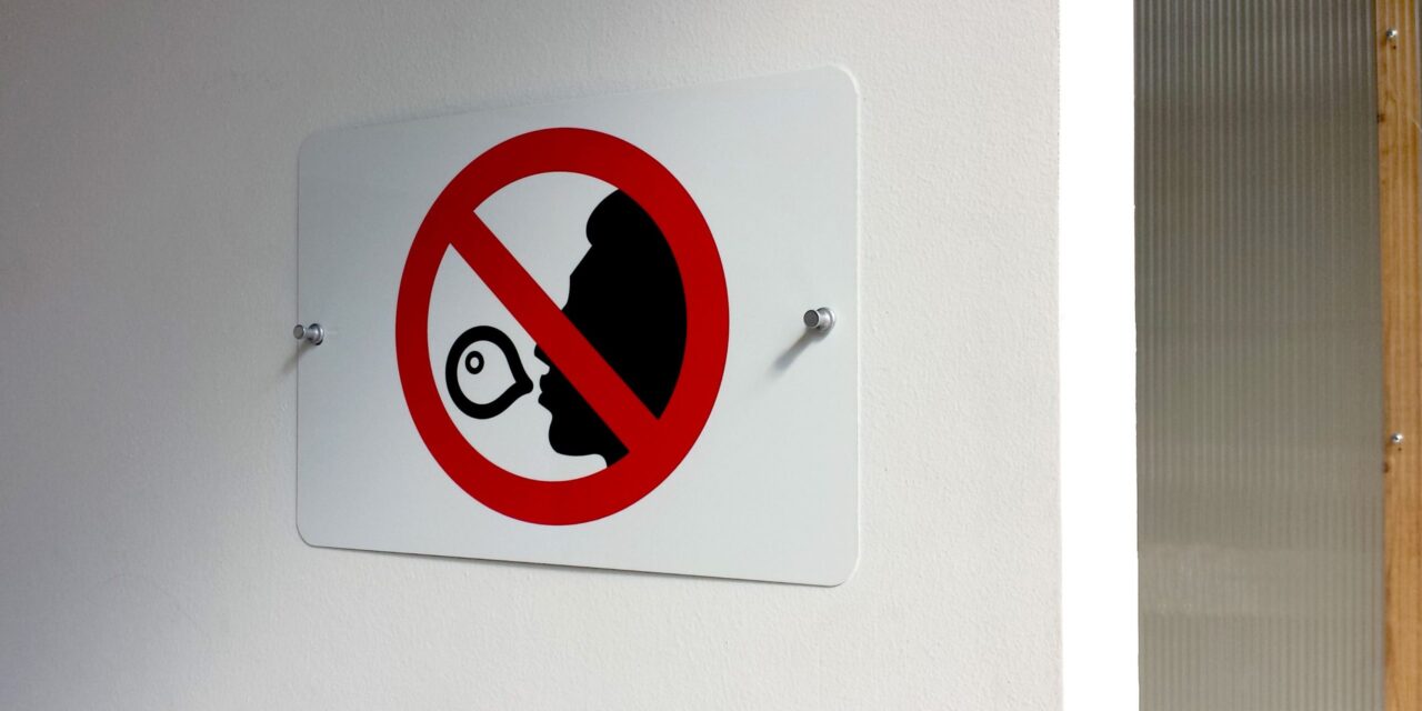 Οι πιο περίεργες απαγορεύσεις που ισχύουν σε όλο τον κόσμο!