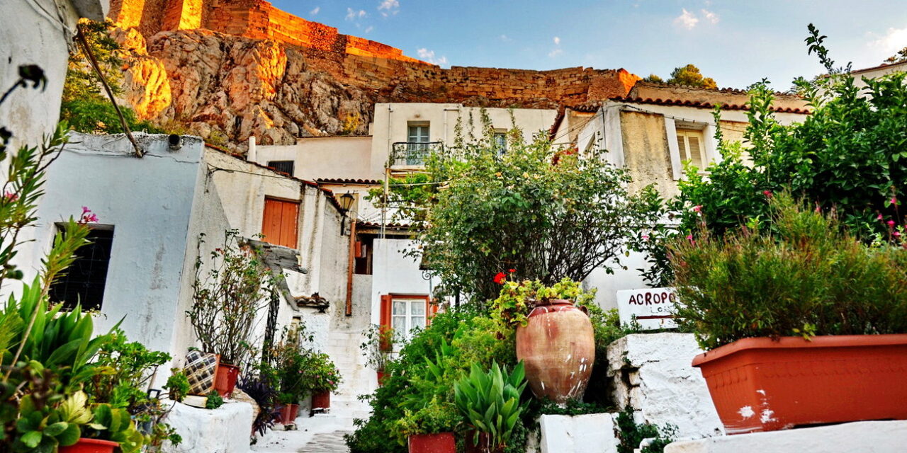 Τι σχέση έχουν τα Αναφιώτικα με τον Παπαδιαμάντη, τον Τζιμ Μόρισον και τους Beatles;