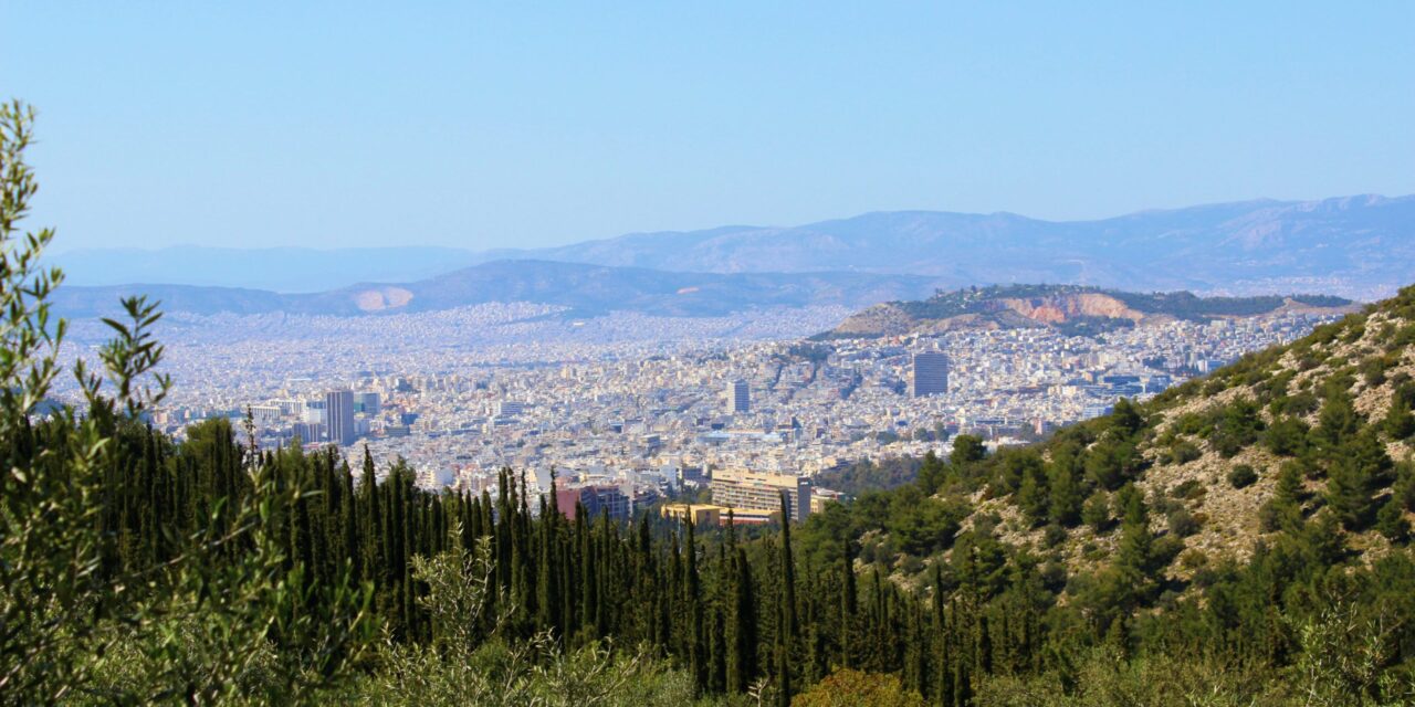 Βόλτες στην εποχή του κορωνοϊού: 5 ιδανικά μέρη για μοναχικούς περιπάτους