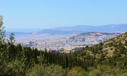 Βόλτες στην εποχή του κορωνοϊού: 5 ιδανικά μέρη για μοναχικούς περιπάτους