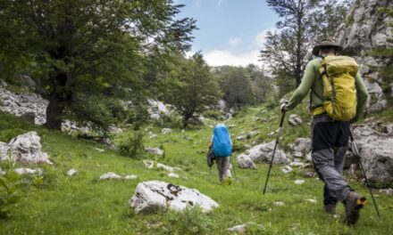 Ο ελληνικός προορισμός για πεζοπόρους με ενιαίο δίκτυο μονοπατιών και ποδηλατικών διαδρομών