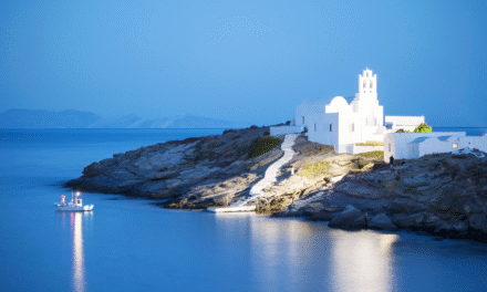 Σίφνος: To πιο φωτογενές νησί στον κόσμο σύμφωνα με το Conde Nast Τraveller