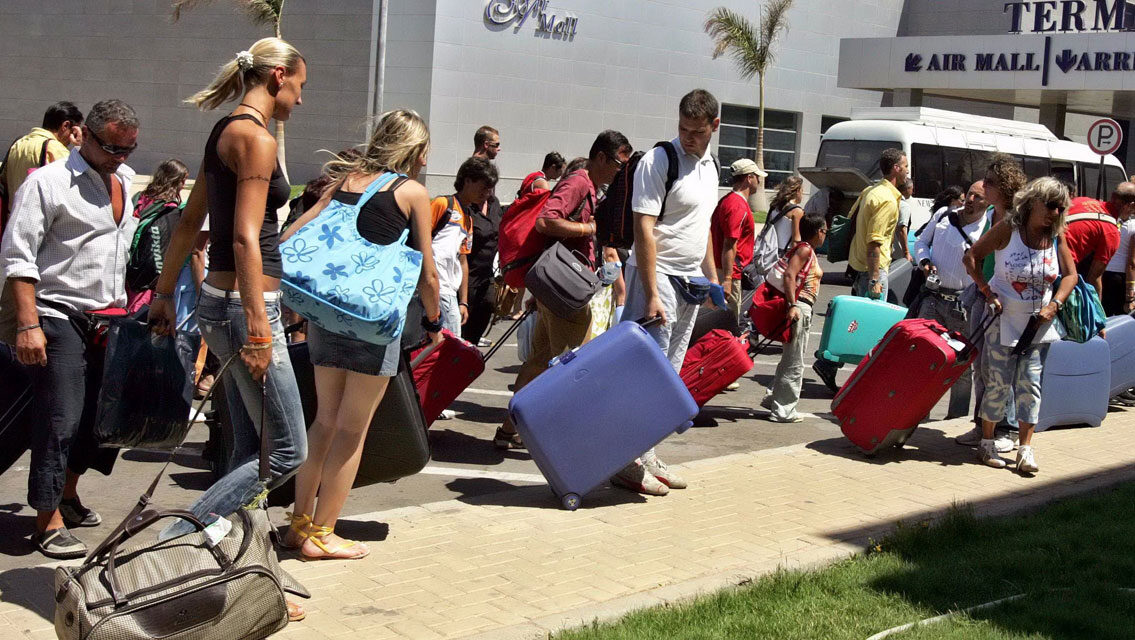 Οι Τούρκοι τουρίστες μένουν λιγότερο στην Ελλάδα αλλά ξοδεύουν τα περισσότερα