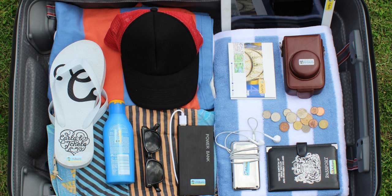 7 ταξιδιωτικά gadgets που δεν πρέπει να λείπουν από τη βαλίτσα σας!