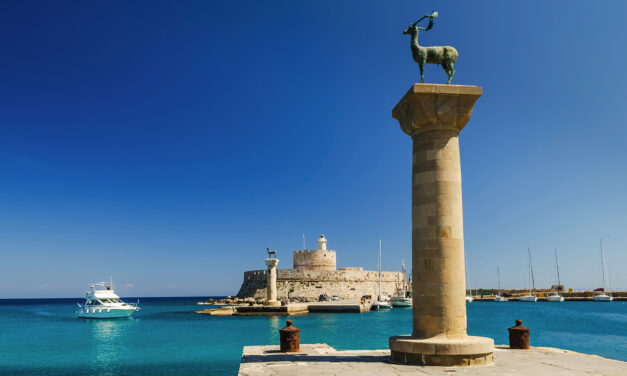 Ξενάγηση 18 ψηφιακών νομάδων από διάφορες χώρες στη Ρόδο