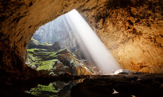 Αυτό είναι το μεγαλύτερο σπήλαιο του κόσμου!