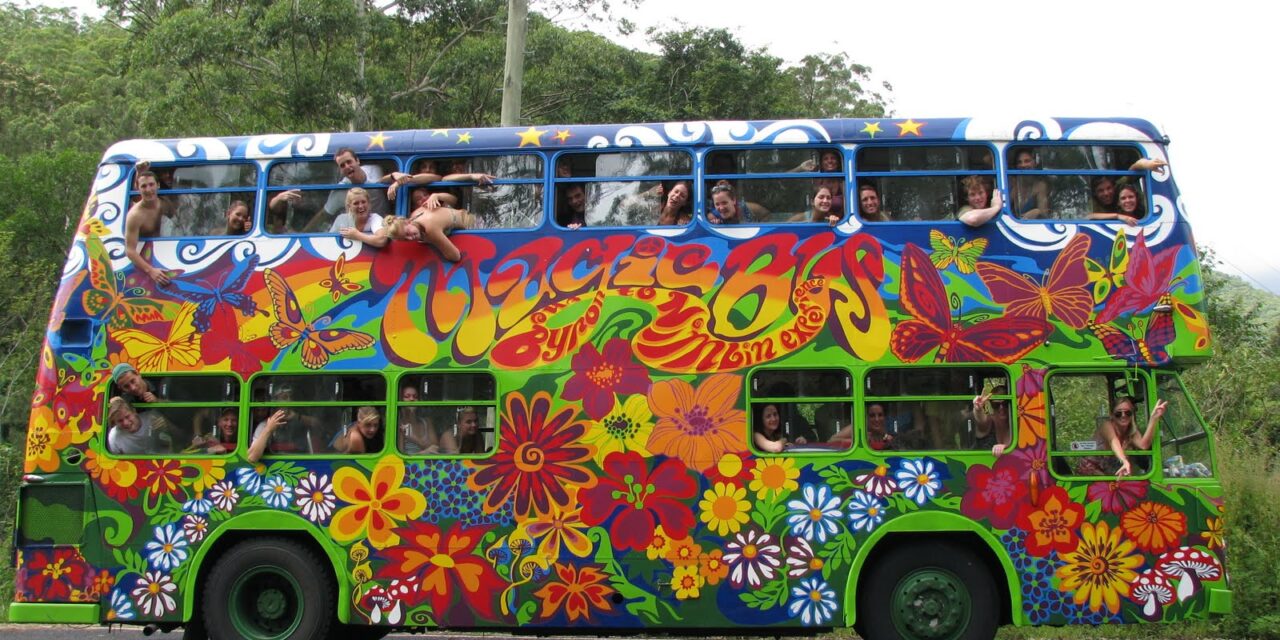 “Magic Bus”: Η πραγματική ιστορία του λεωφορείου που έγινε τραγούδι