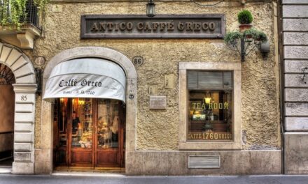 Ρώμη: Κινδυνεύει με λουκέτο το ιστορικό Caffe Greco