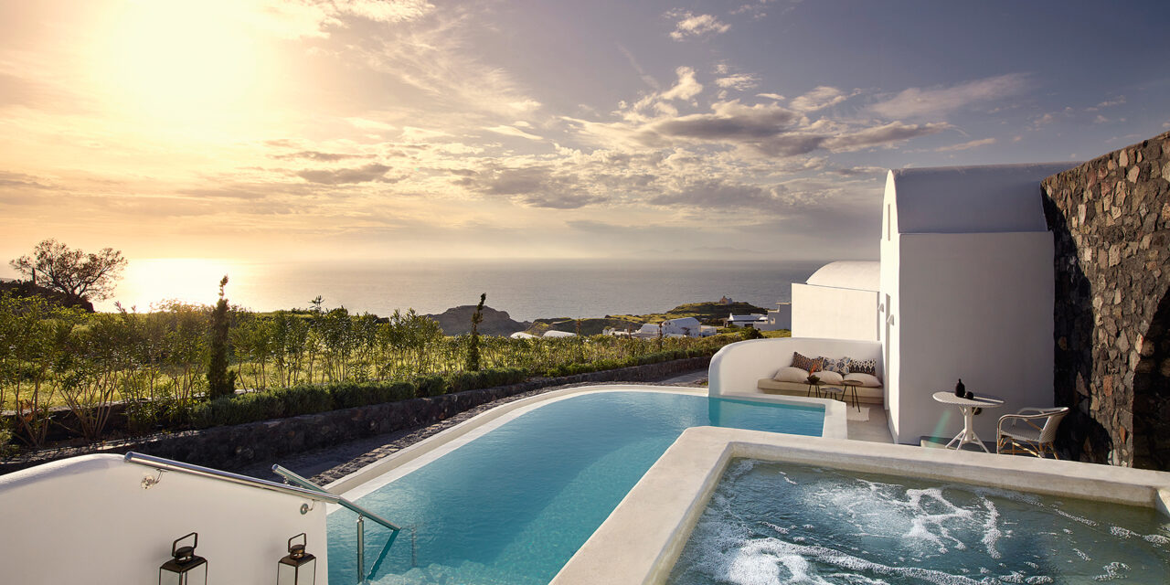 Το Santo Maris Oia Luxury Suites & Spa βραβέυτηκε ως το κορυφαίο Boutique Resort στον κόσμο