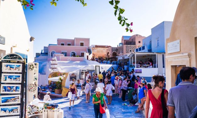 Κικίλιας: Αύξηση στις κρατήσεις σε σύγκριση με το καλοκαίρι του ’21