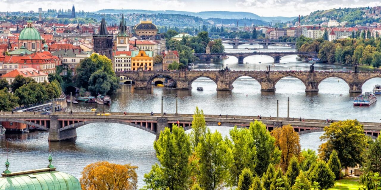 Πράγα: Κουρασμένοι από τον τουρισμό οι κάτοικοι