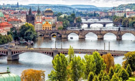 Πράγα: Κουρασμένοι από τον τουρισμό οι κάτοικοι