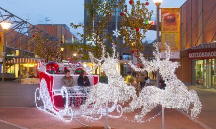 Smart Park: Χριστουγεννιάτικες αγορές και χιόνια στο μοναδικό υπαίθριο εμπορικό κέντρο της Ελλάδας
