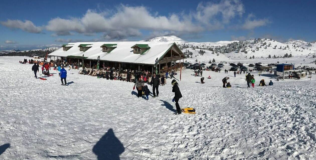 Αυτή η εφαρμογή δείχνει πόσο και αν θα χιονίσει σε δημοφιλή χειμερινά θέρετρα