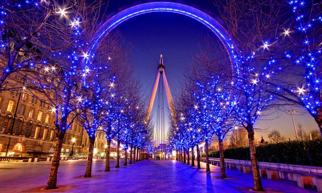 Βόλτα στο Χριστουγεννιάτικο Λονδίνο: Το Boxing Day, η γαλοπούλα και το γλέντι με τις μηλιές!