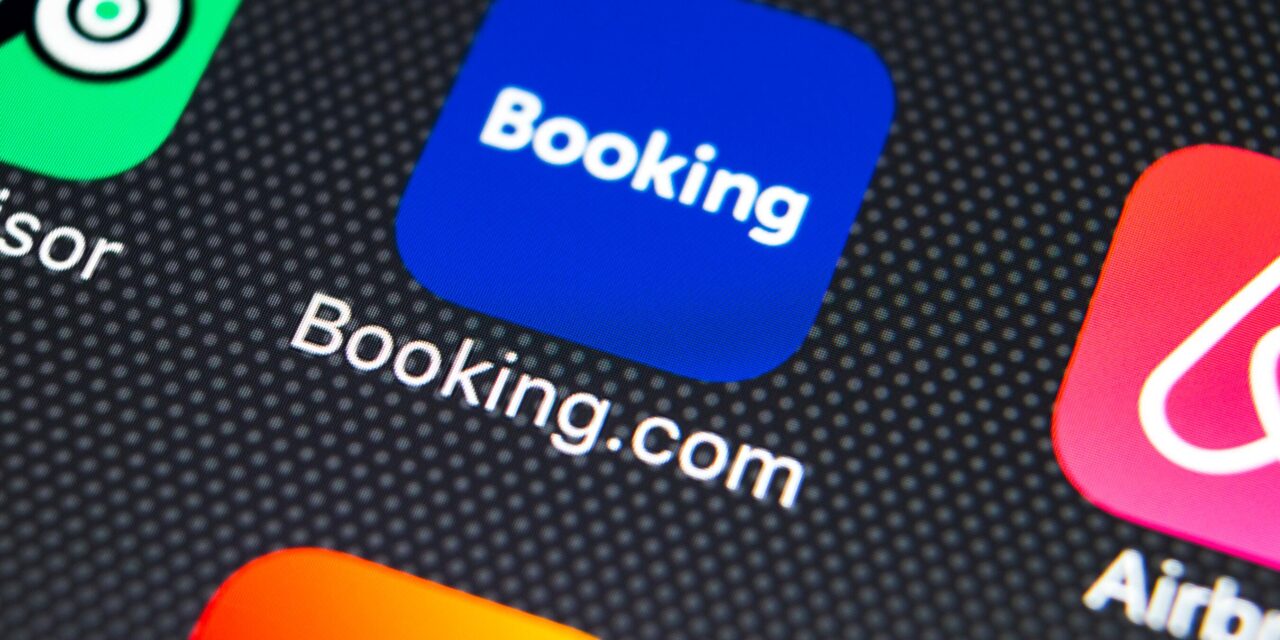 Booking.com: Έρχονται αλλαγές στον τρόπο που παρουσιάζει τις προσφορές της