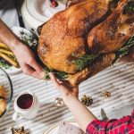 Ο γύρος του κόσμου μέσα από 10 Χριστουγεννιάτικα γεύματα