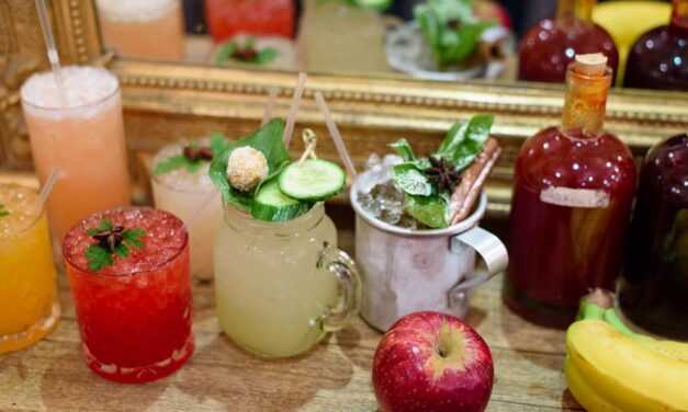 Αρbarόριζα: Cocktails αλα ελληνικά στον πιο cozy χώρο του Παγκρατίου