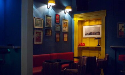 Εσείς γνωρίζετε για τον “Άγιο” του Κολωνακίου;