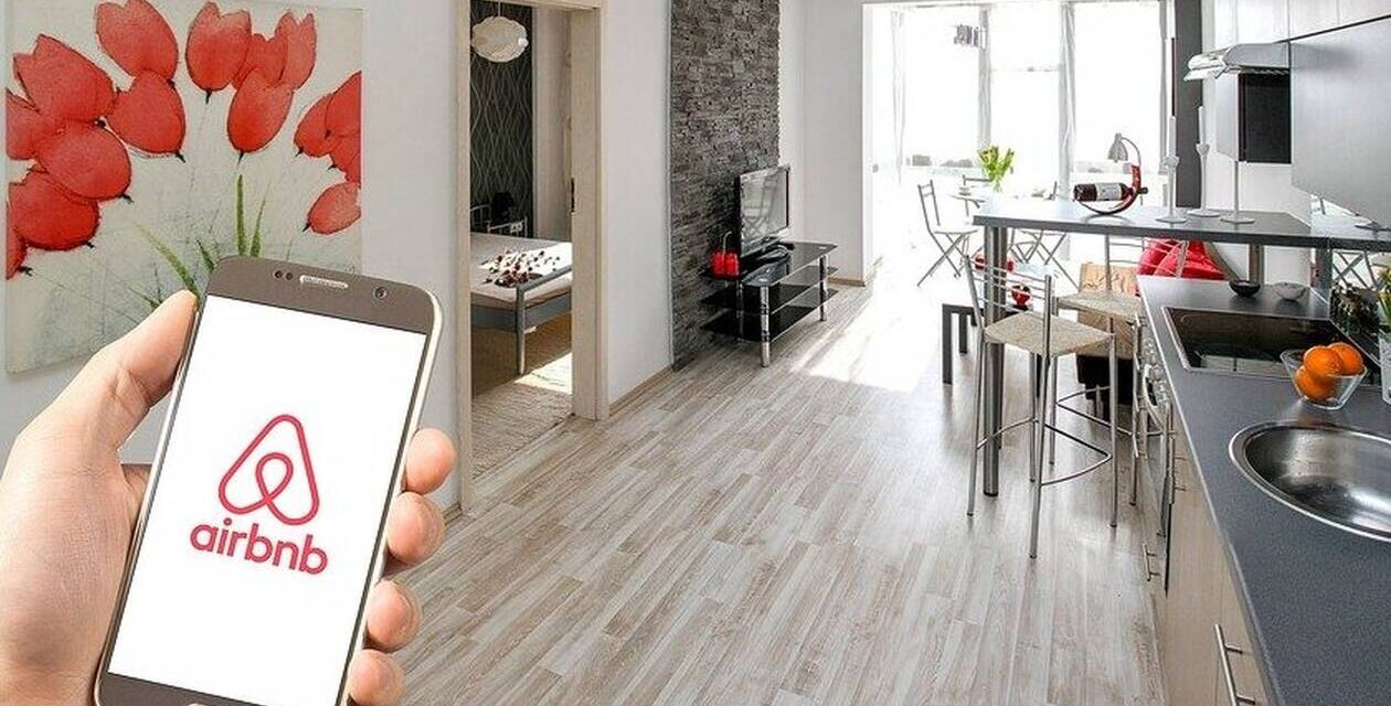Airbnb: Σχέδιο για επιστροφή στις μακροχρόνιες μισθώσεις –  Η πρόταση της ΠΟΜΙΔΑ