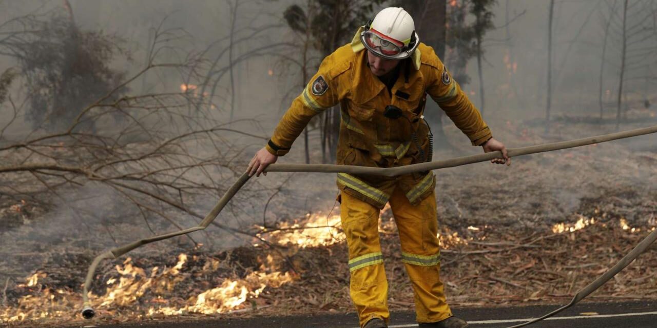 Αυστραλία: Υπό έλεγχο η μεγαλύτερη πυρκαγιά στη χώρα