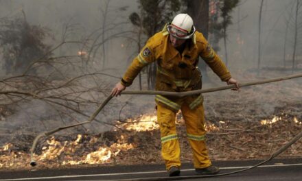 Αυστραλία: Υπό έλεγχο η μεγαλύτερη πυρκαγιά στη χώρα