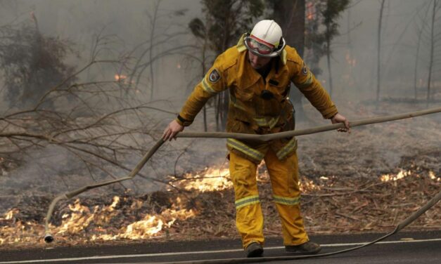 Αυστραλία: Υπό έλεγχο η μεγαλύτερη πυρκαγιά στη χώρα