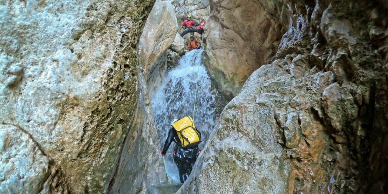 Φαράγγι Μύλων: Ένας άγνωστος επίγειος παράδεισος μια ανάσα από την Αθήνα (video)