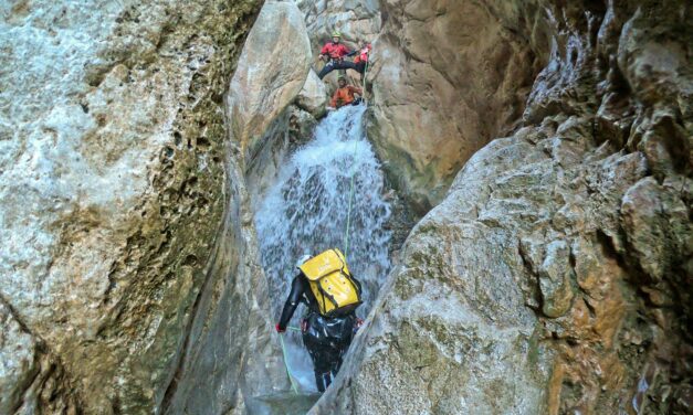 Φαράγγι Μύλων: Ένας άγνωστος επίγειος παράδεισος μια ανάσα από την Αθήνα (video)