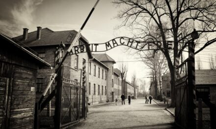 Παγκόσμια Ημέρα Μνήμης του Ολοκαυτώματος: Ταξίδι στην κόλαση του Άουσβιτς – Ταξίδι στην ιστορία