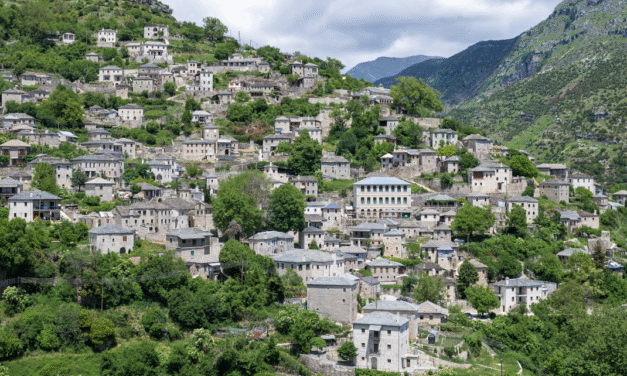 Συρράκο: Το αρχοντοχώρι που εφοδίαζε με κάπες τον στρατό του Ναπολέοντα
