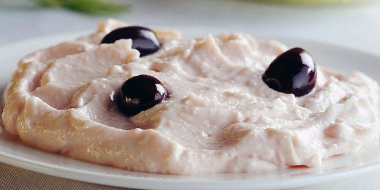 Η βασίλισσα της Σαρακοστής: Συνταγή για σπιτική, πεντανόστιμη ταραμοσαλάτα