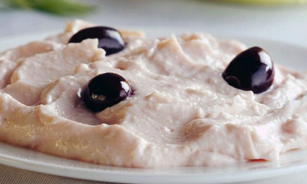 Η βασίλισσα της Σαρακοστής: Συνταγή για σπιτική, πεντανόστιμη ταραμοσαλάτα