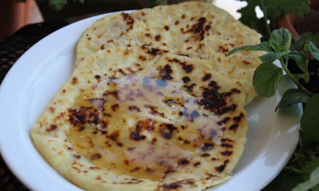 Σφακιανή πίτα: Πεντανόστιμη, αυθεντική με άρωμα Κρήτης