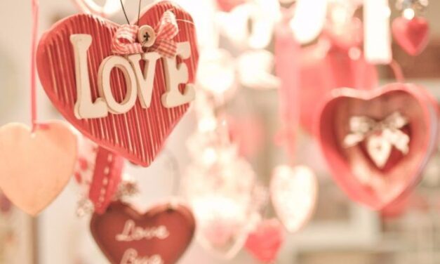 Λονδίνο: Το εστιατόριο που απαγορεύει την είσοδο σε ζευγάρια του Αγίου Βαλεντίνου