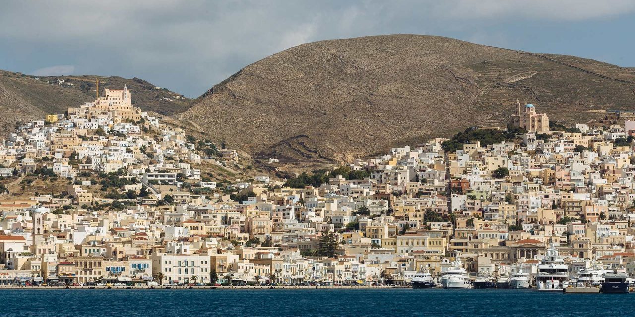 Ποιο ελληνικό νησί που είναι στη κορυφή των προτιμήσεων για τις διακοπές των Ιταλών το φθινόπωρο