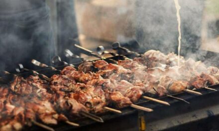 Πότε πέφτει φέτος Τσικνοπέμπτη και Καθαρά Δευτέρα – Οι υπόλοιπες αργίες και τα τριήμερα