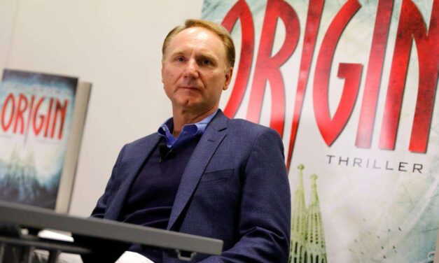 Πρωτότυπο βιβλίο από τον Dan Brown: Θα σκανάρεις στη σελίδα του και ακούς μουσική
