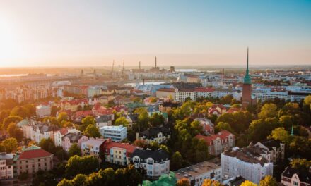 Παγκόσμιος δείκτης ευτυχίας: Ποια θέση καταλαμβάνει η Ελλάδα – Ποια χώρα είναι πρώτη
