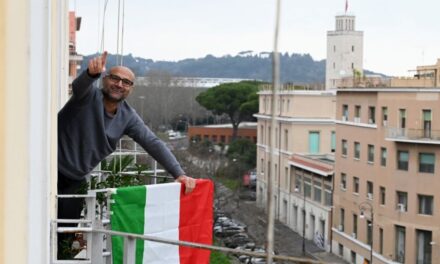 Γερμανοί τραγουδούν το «Bella Ciao» ως ένδειξη αλληλεγγύης στην Ιταλία (video)