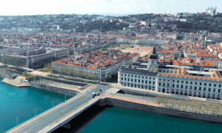 Γαλλία: Σε πόλη… σιωπής έχει μετατραπεί η Λυών (video)