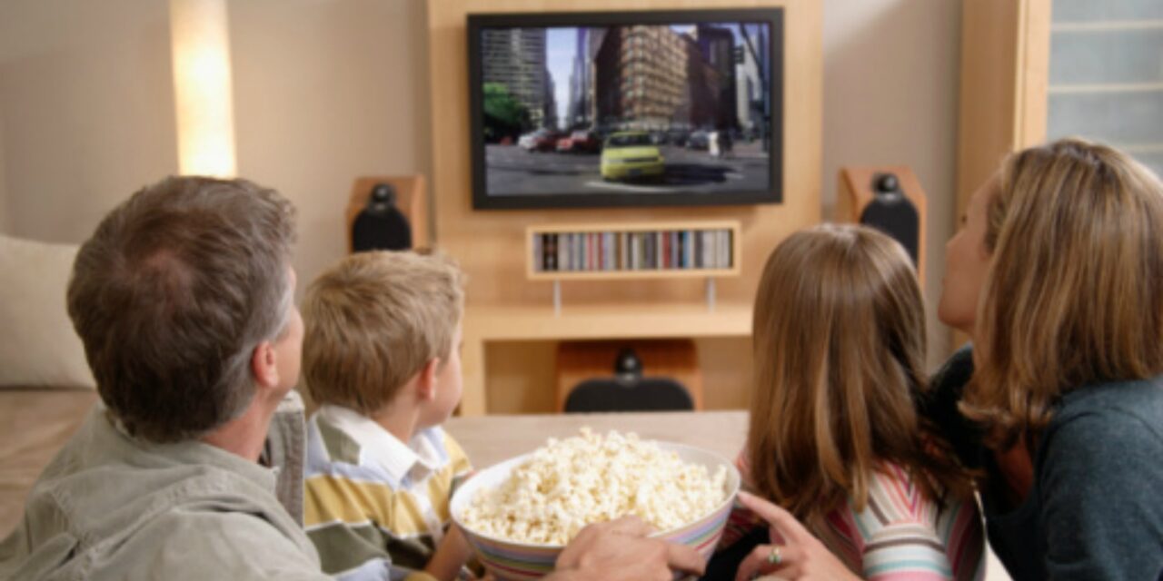 Το «Μένουμε Σπίτι» ως ένα κάλεσμα για να ξανά – σφυρηλατήσουμε τις σχέσεις μας