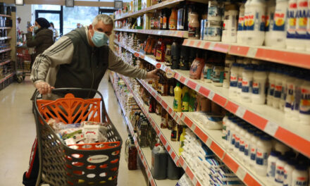 Απαγόρευση κυκλοφορίας: Νέο ωράριο από σήμερα στα σούπερ μάρκετ