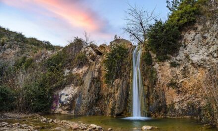 Ο άγνωστος καταρράκτης που απέχει μόλις μισή ώρα από την Αθήνα
