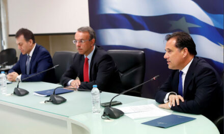 Κορωνοϊός: 800 ευρώ σε 1,7 εκατ. εργαζόμενους – Καλύπτονται επιπλέον 700.000 ελεύθεροι επαγγελματίες