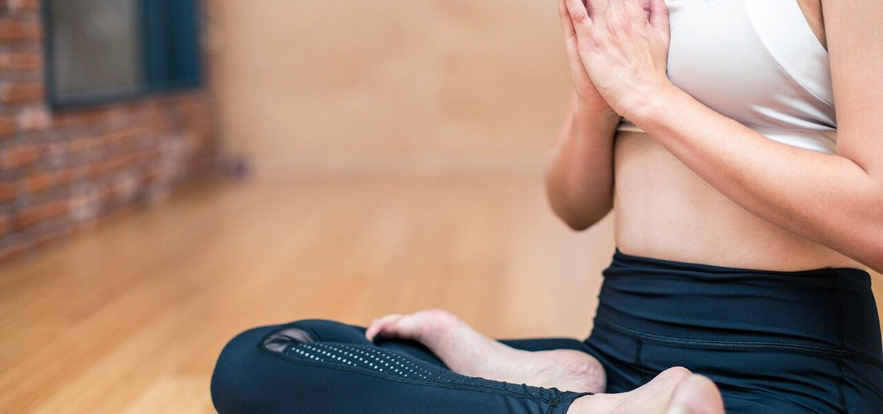 Από τη Λέρο μέχρι την Κομοτηνή: Ασκήσεις γιόγκα μέσω διαδικτυακού μαθήματος