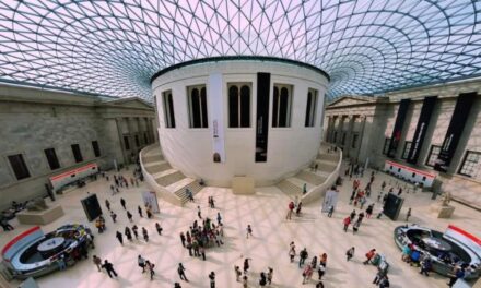 Ξενάγηση από το σπίτι: Περιηγηθείτε εικονικά στα μεγαλύτερα μουσεία του κόσμου